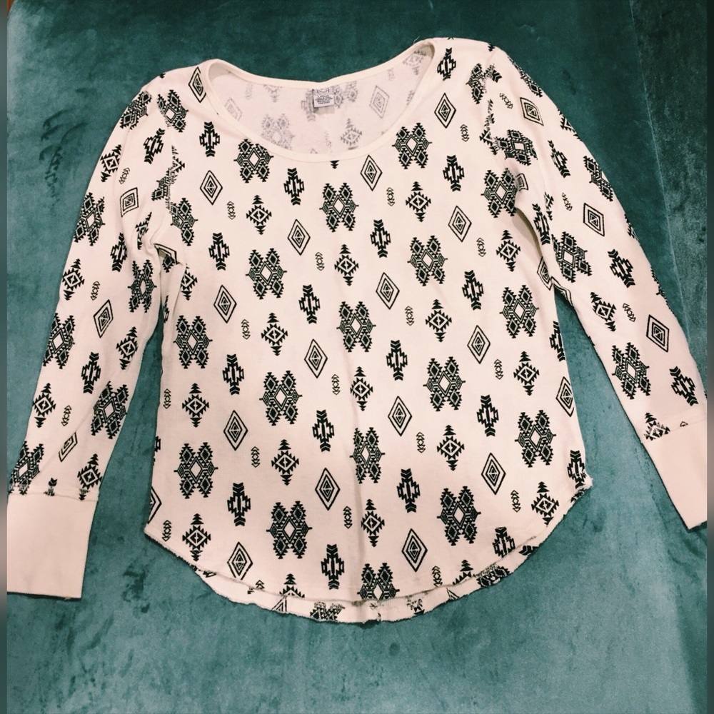 EMPRE Cream Tribal Waffle Knit Long Sleeve